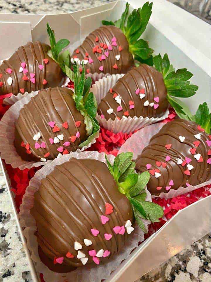 This Chocolate covered Strawberries is made with love by What A Delightful Treat! Shop more unique gift ideas today with Spots Initiatives, the best way to support creators.