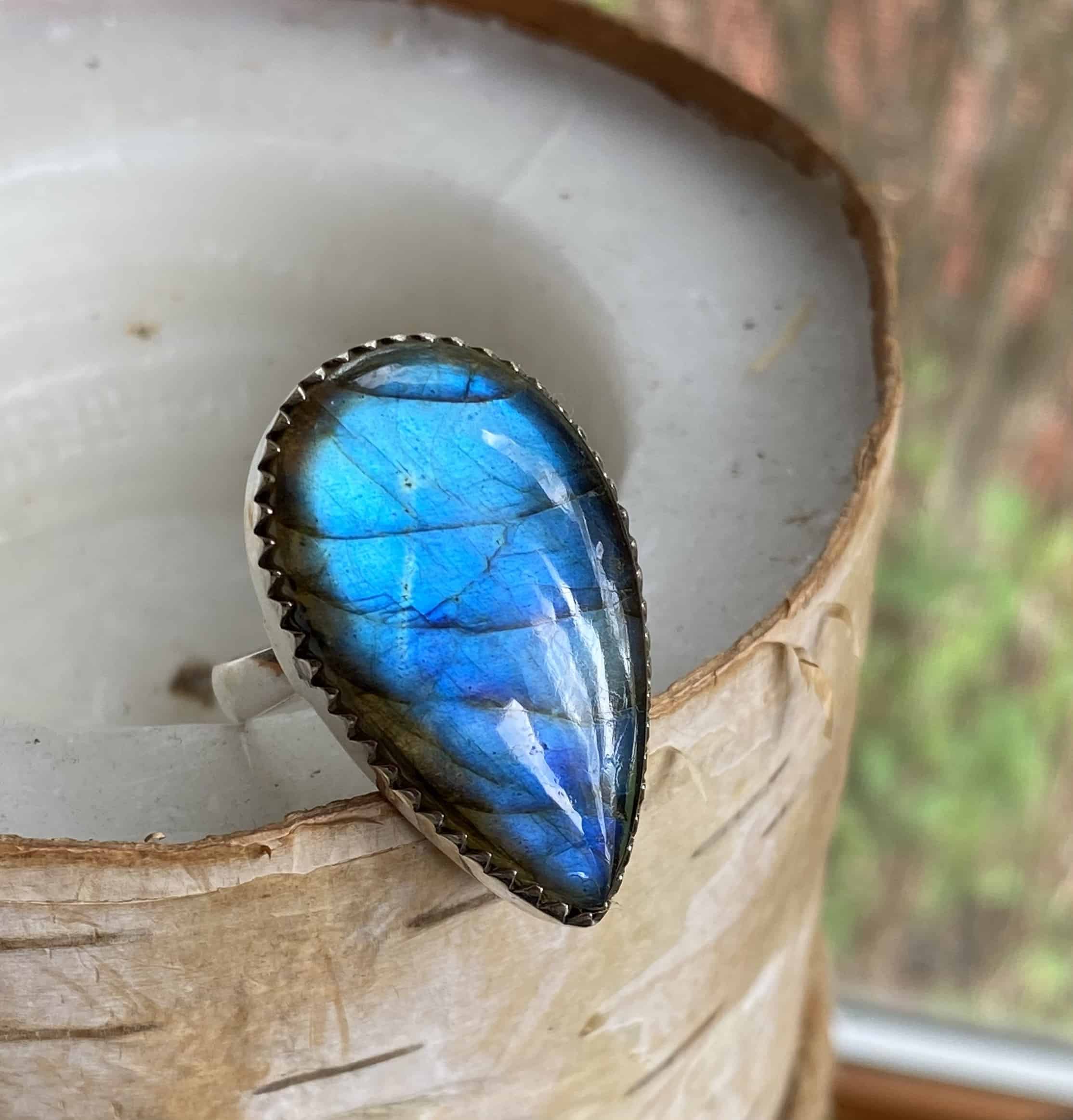 This Labradorite adjustable statement ring by Earth Karma is made with love by EARTH KARMA! Shop more unique gift ideas today with Spots Initiatives, the best way to support creators.