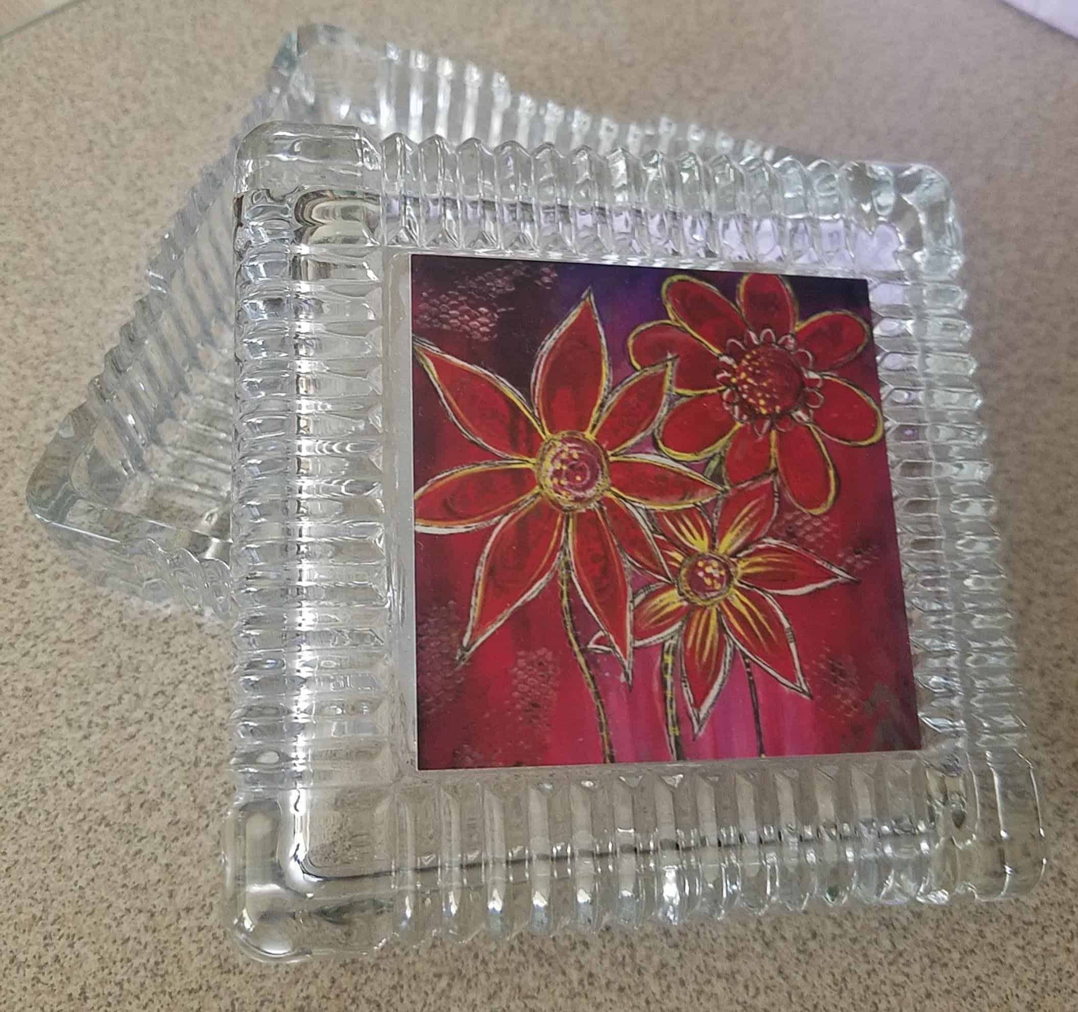This Red Riot - Glass Trinket Box is made with love by Studio Patty D! Shop more unique gift ideas today with Spots Initiatives, the best way to support creators.