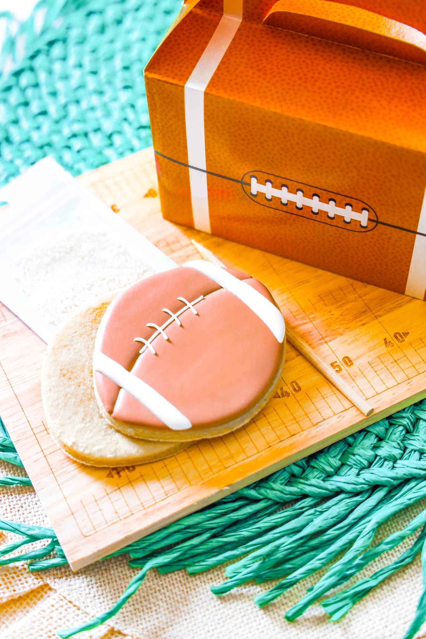 This Super Bowl DIY Cookie Kit PRE-ORDER is made with love by Forget Me Not Cookies! Shop more unique gift ideas today with Spots Initiatives, the best way to support creators.