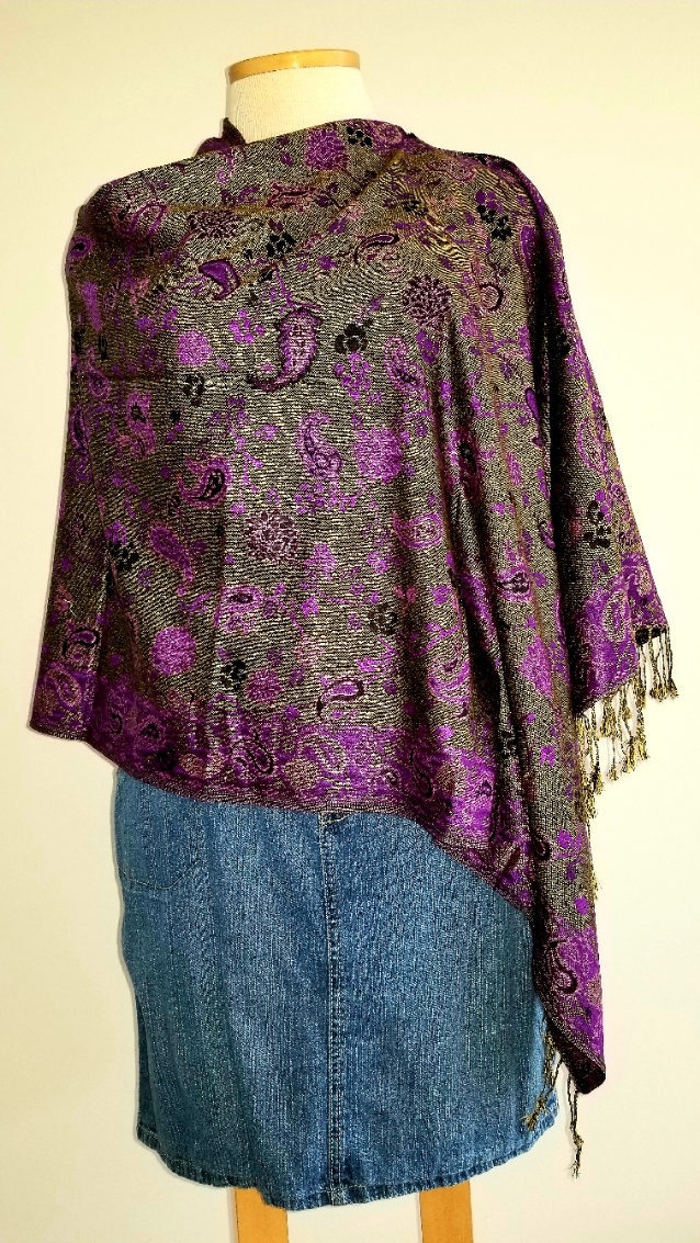 This Purple / Black / Gold Paisley Flower Popover Reversible Shawlmina Shawl- Silk Blend - Fits most is made with love by The Creative Soul Sisters! Shop more unique gift ideas today with Spots Initiatives, the best way to support creators.
