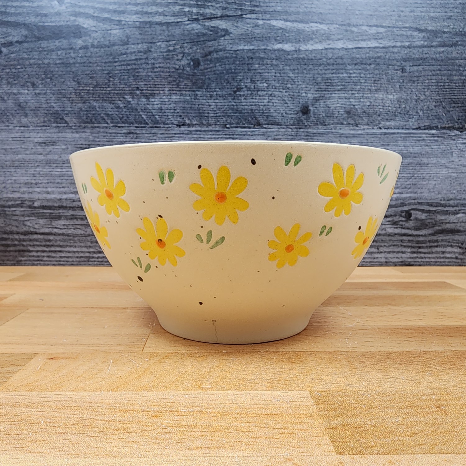 This Daisy Flowers Festive Bowl 6 inch (15cm) Floral Dish by Blue Sky is made with love by Premier Homegoods! Shop more unique gift ideas today with Spots Initiatives, the best way to support creators.