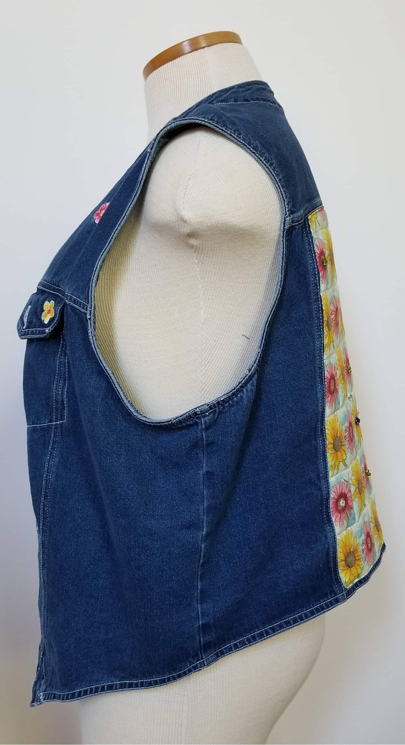 This Quilted and Beaded Jean Vest/Top with Daisies, BOHO Upcycled vest, Women's XXL is made with love by The Creative Soul Sisters! Shop more unique gift ideas today with Spots Initiatives, the best way to support creators.