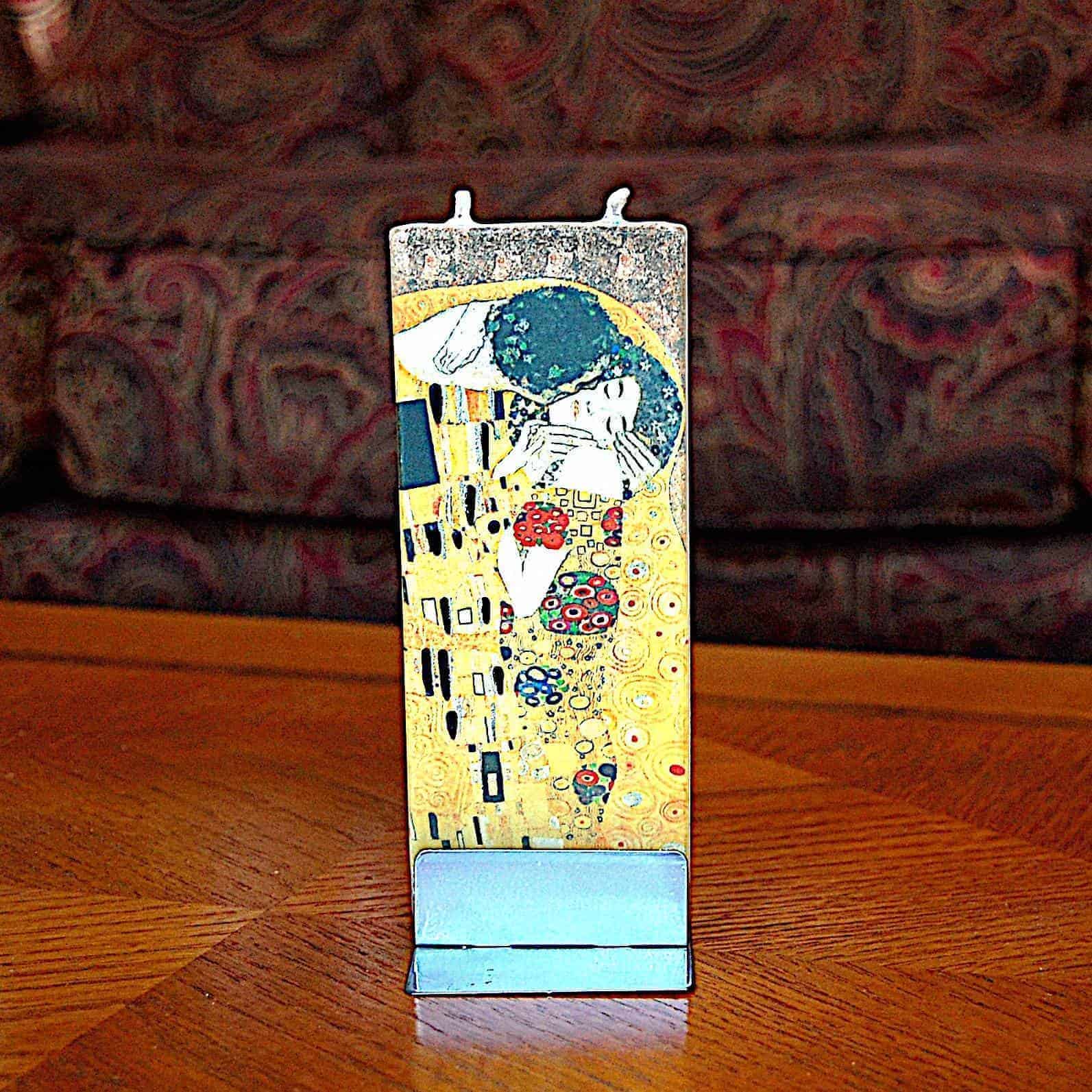 This Klimt The Kiss Flatyz Handmade Twin Wick Unscented Thin Flat Candle Dripless is made with love by Premier Homegoods! Shop more unique gift ideas today with Spots Initiatives, the best way to support creators.
