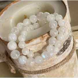 This Moonstone Chakra healing bracelet by Earth Karma is made with love by EARTH KARMA! Shop more unique gift ideas today with Spots Initiatives, the best way to support creators.