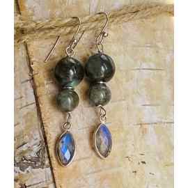 This Dangly Labradorite beaded earrings by Earth Karma is made with love by EARTH KARMA! Shop more unique gift ideas today with Spots Initiatives, the best way to support creators.