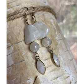 This Moonstone dangles earrings sterling silver by Earth Karma is made with love by EARTH KARMA! Shop more unique gift ideas today with Spots Initiatives, the best way to support creators.