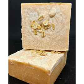This Orange Peel Avena Sea Salt Soap is made with love by Aroma Roots Bath & Body! Shop more unique gift ideas today with Spots Initiatives, the best way to support creators.