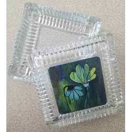 This Dripping Green - Glass Trinket Box is made with love by Studio Patty D at Image Awards! Shop more unique gift ideas today with Spots Initiatives, the best way to support creators.